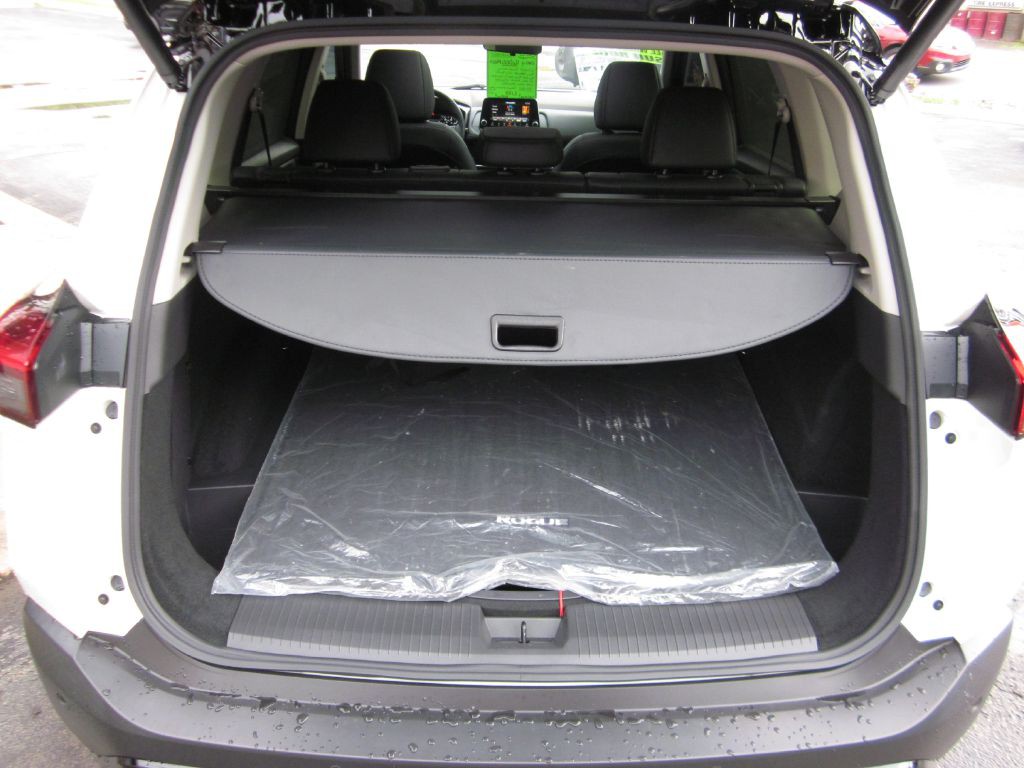 2023 Nissan Rogue Image 47