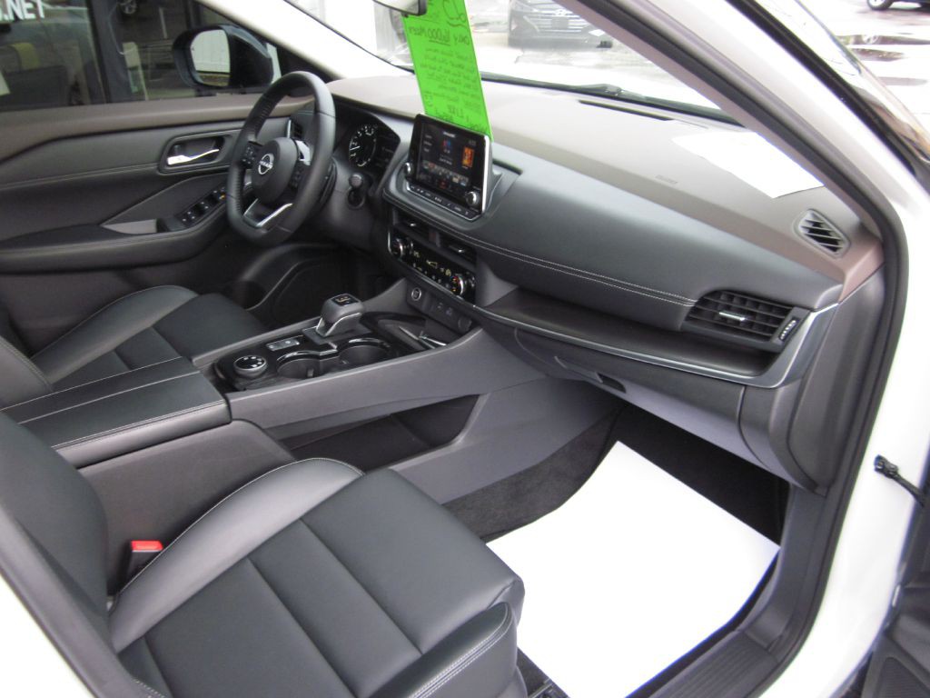 2023 Nissan Rogue Image 54
