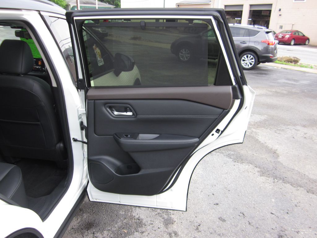 2023 Nissan Rogue Image 58
