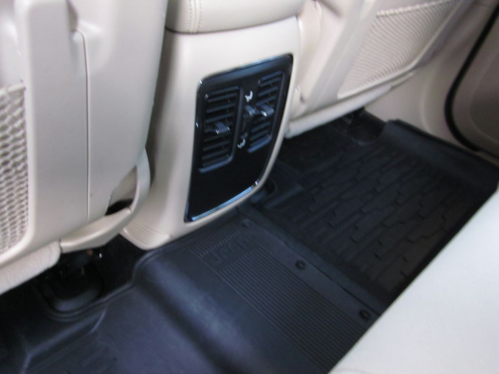 2019 Jeep Grand Cherokee Image 39