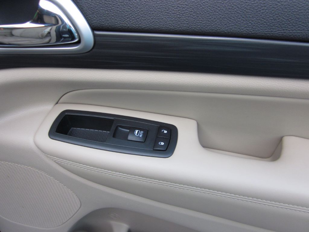 2019 Jeep Grand Cherokee Image 41