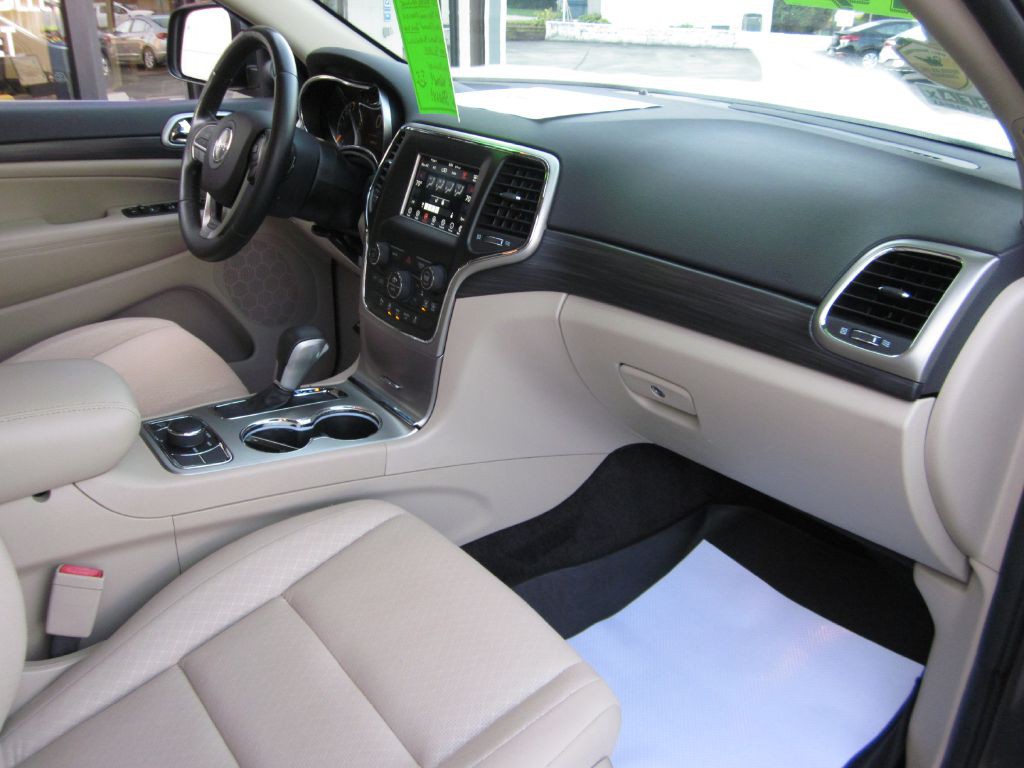 2019 Jeep Grand Cherokee Image 44