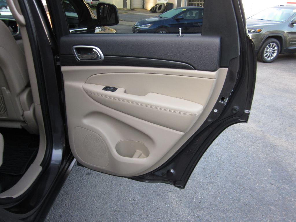2019 Jeep Grand Cherokee Image 46