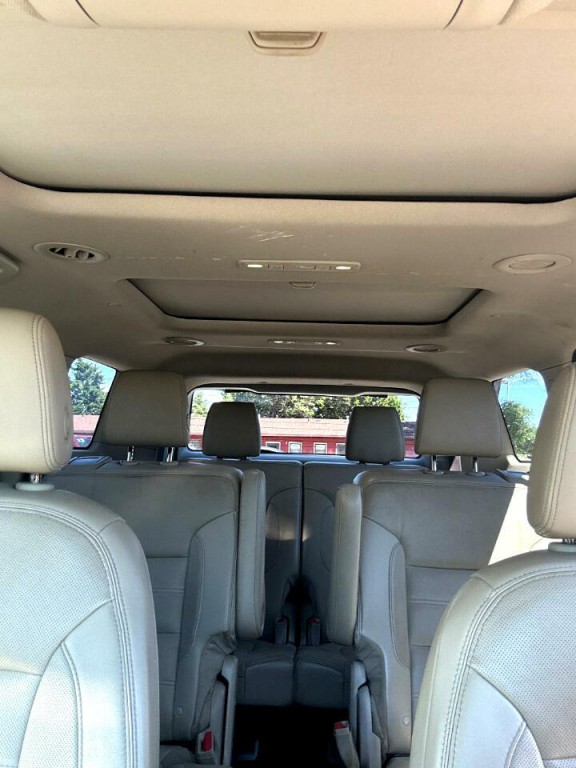 2018 GMC Acadia Image 17