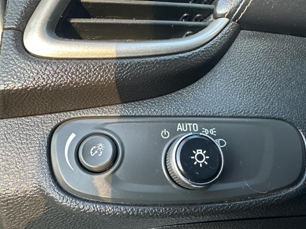 2017 Chevrolet Trax Image 11