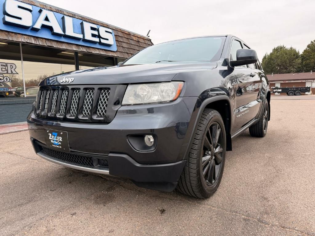 2012 Jeep Grand Cherokee Image 1