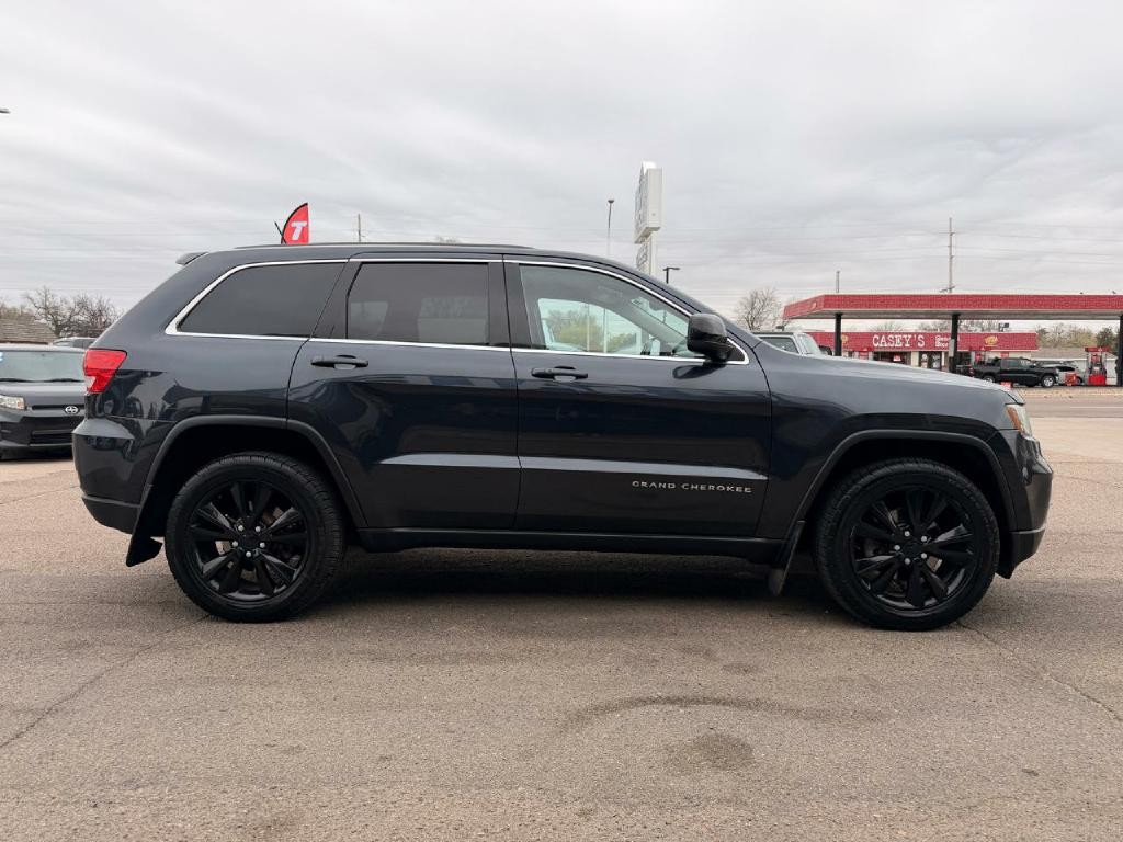 2012 Jeep Grand Cherokee Image 5