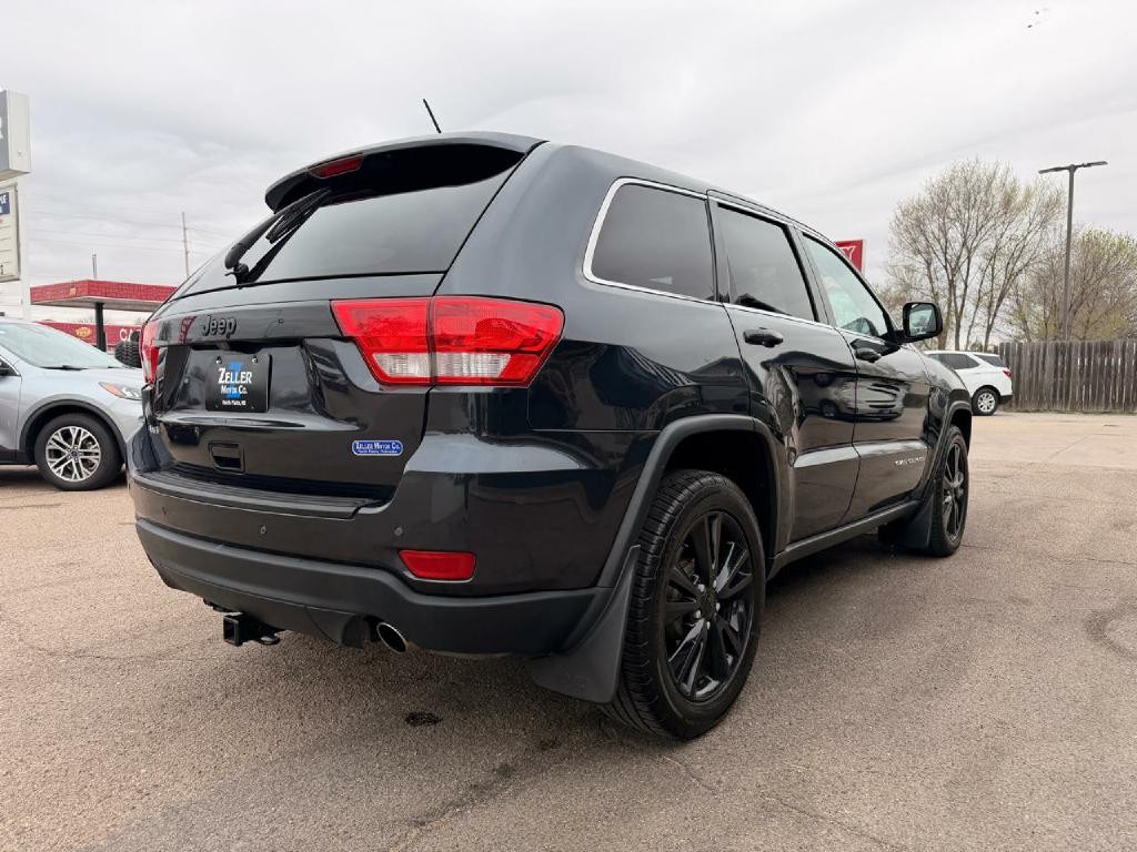 2012 Jeep Grand Cherokee Image 6