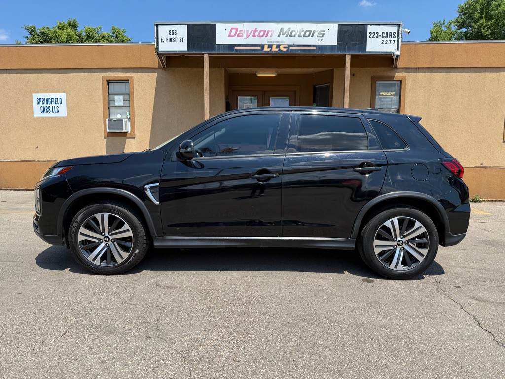2021 Mitsubishi Outlander Image 8