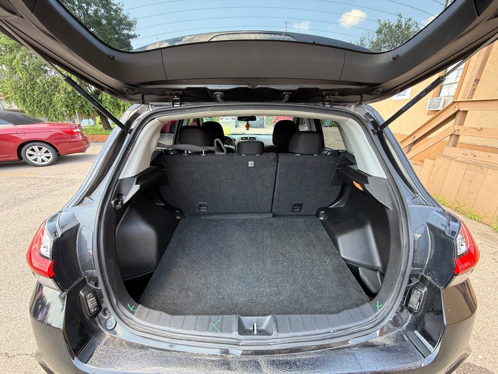 2021 Mitsubishi Outlander Image 14