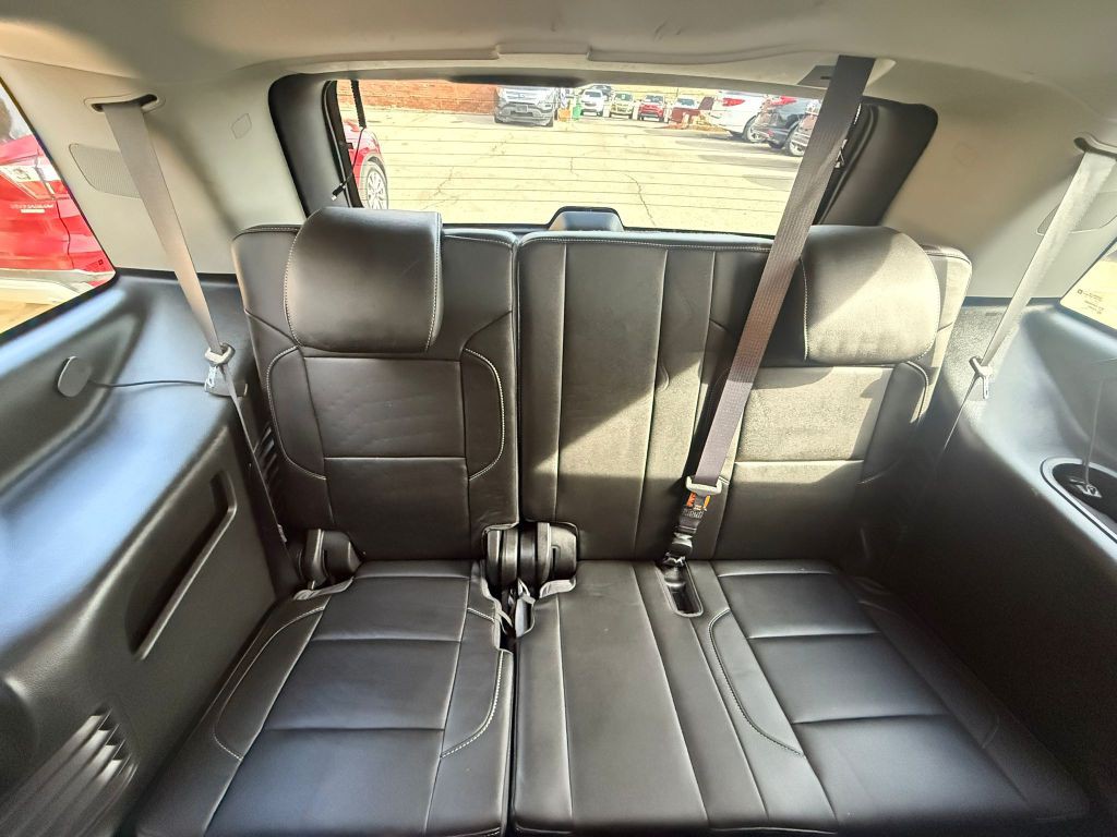 2015 Chevrolet Tahoe Image 12