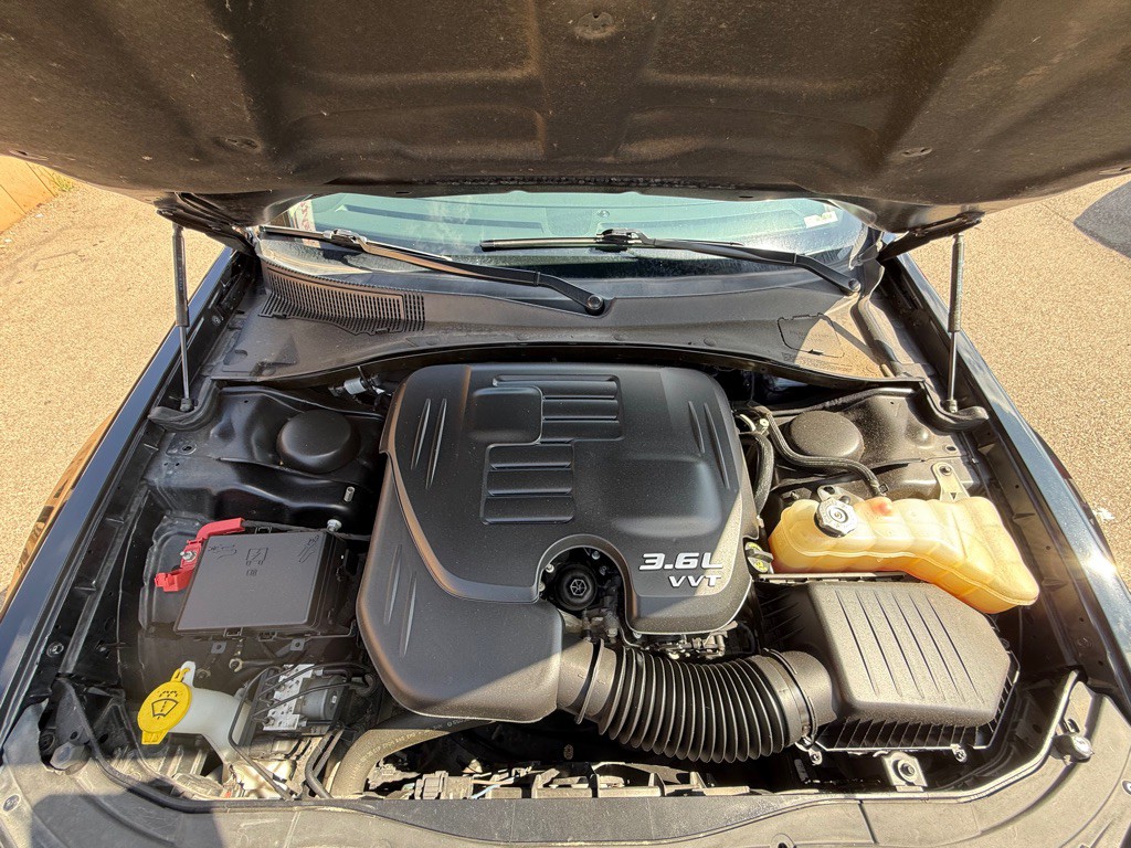 2021 Chrysler 300 Image 17