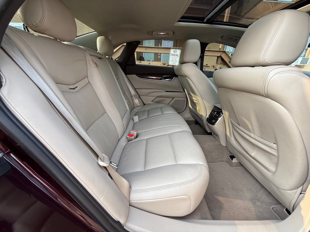 2017 Cadillac XTS Image 12
