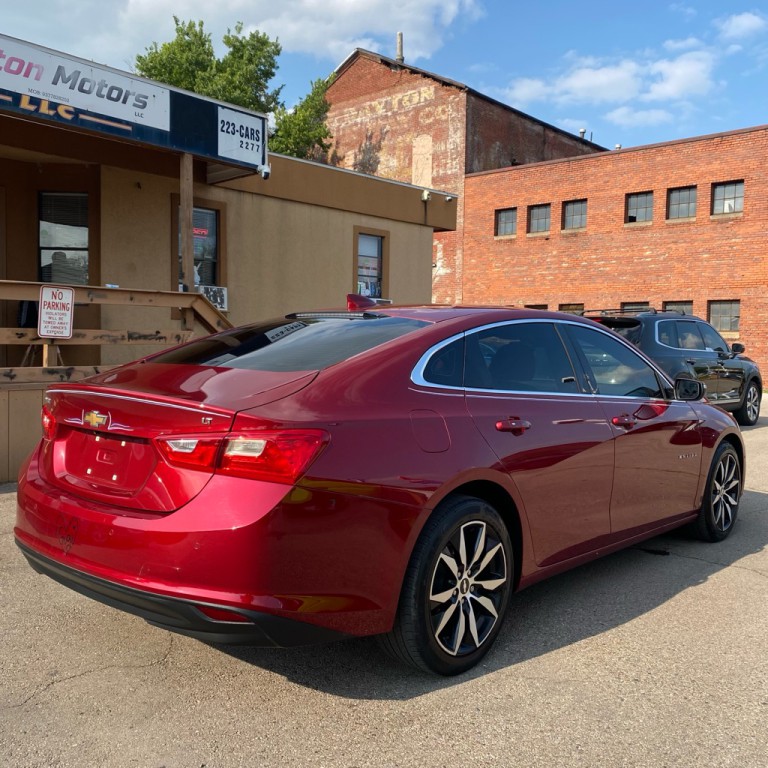 2018 Chevrolet Malibu Image 3