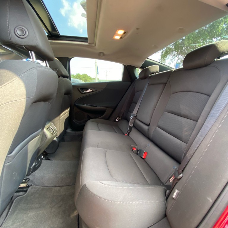 2018 Chevrolet Malibu Image 10