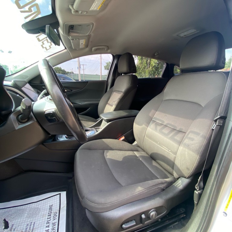 2019 Chevrolet Malibu Image 9