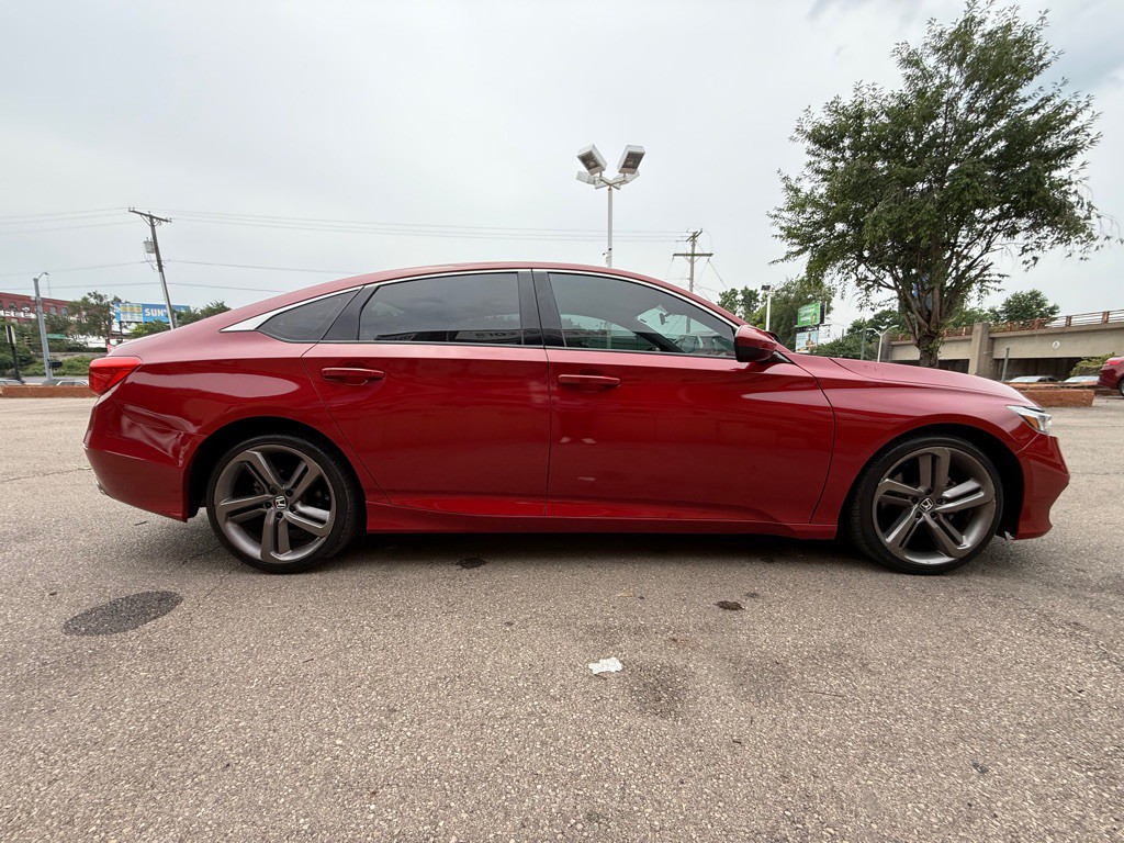 2018 Honda Accord Image 4