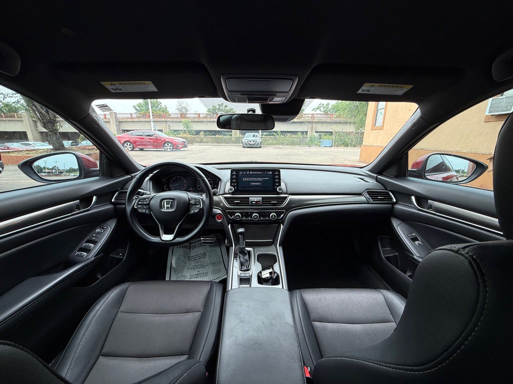 2018 Honda Accord Image 13