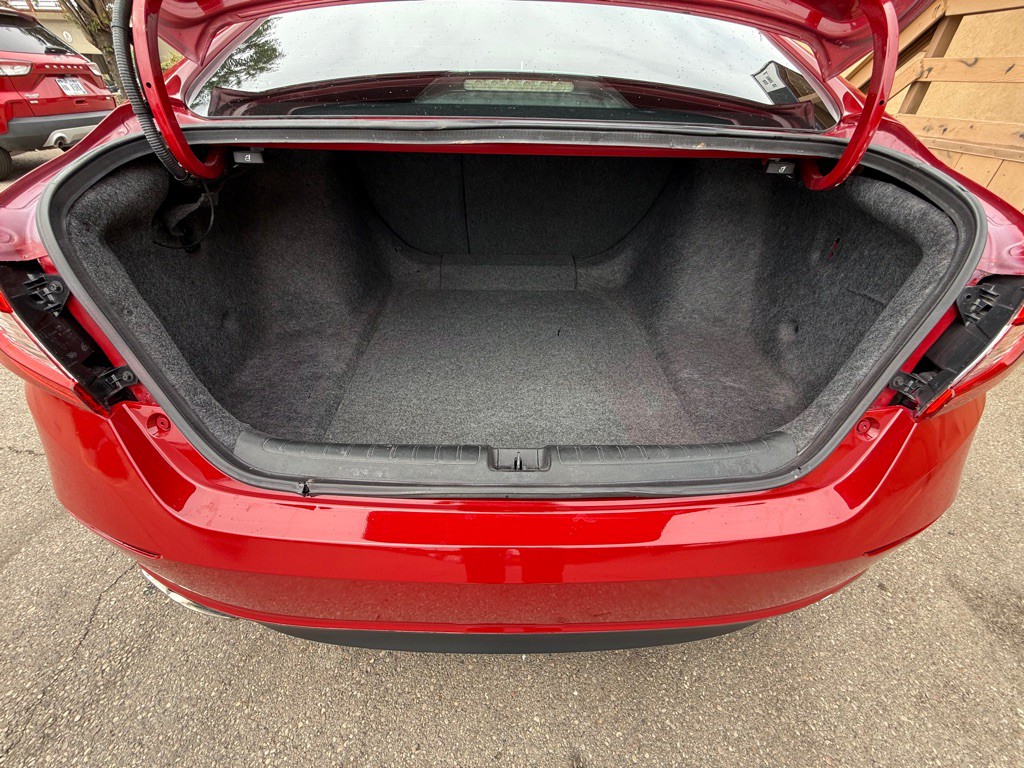 2018 Honda Accord Image 14