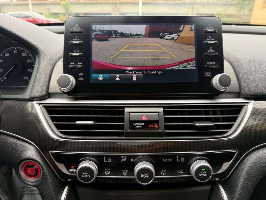 2018 Honda Accord Image 16