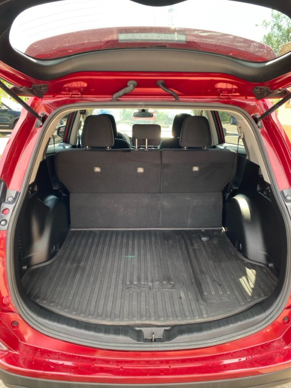 2018 Toyota Rav4 Image 9