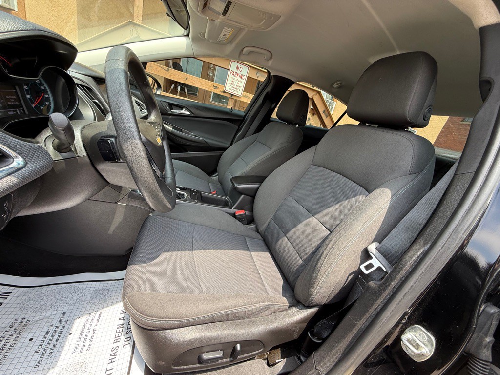 2018 Chevrolet Cruze Image 9