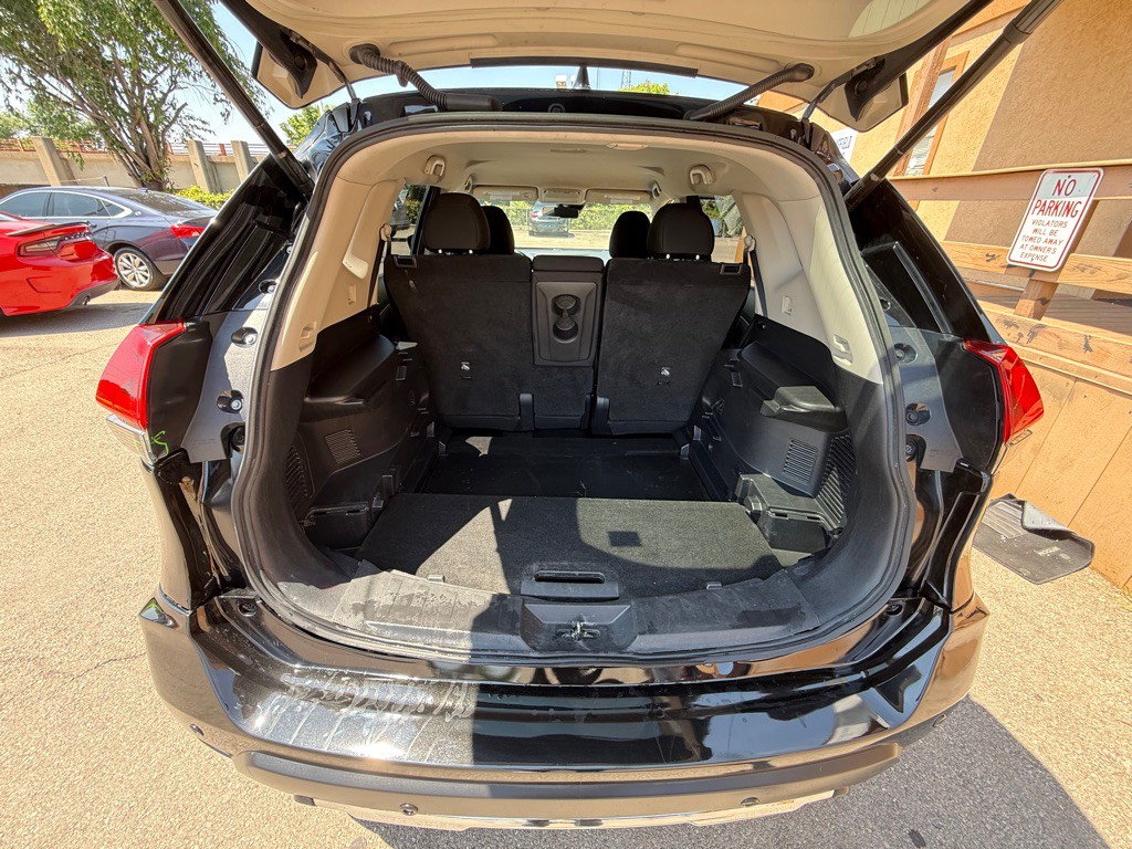 2019 Nissan Rogue Image 14