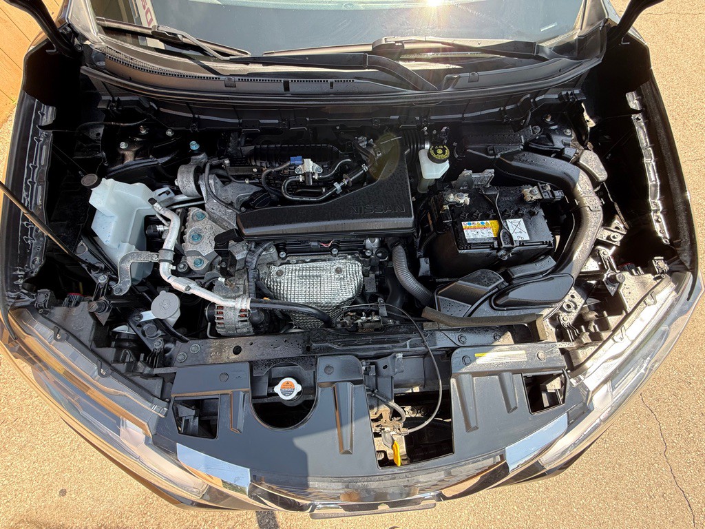 2019 Nissan Rogue Image 17