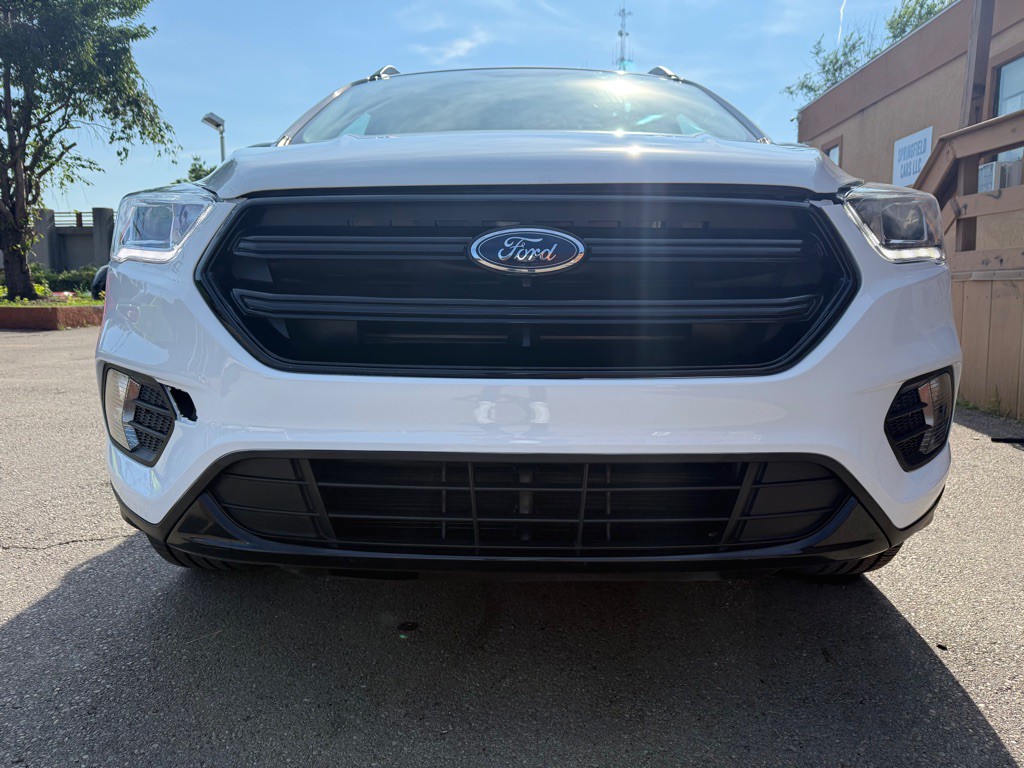 2018 Ford Escape Image 2
