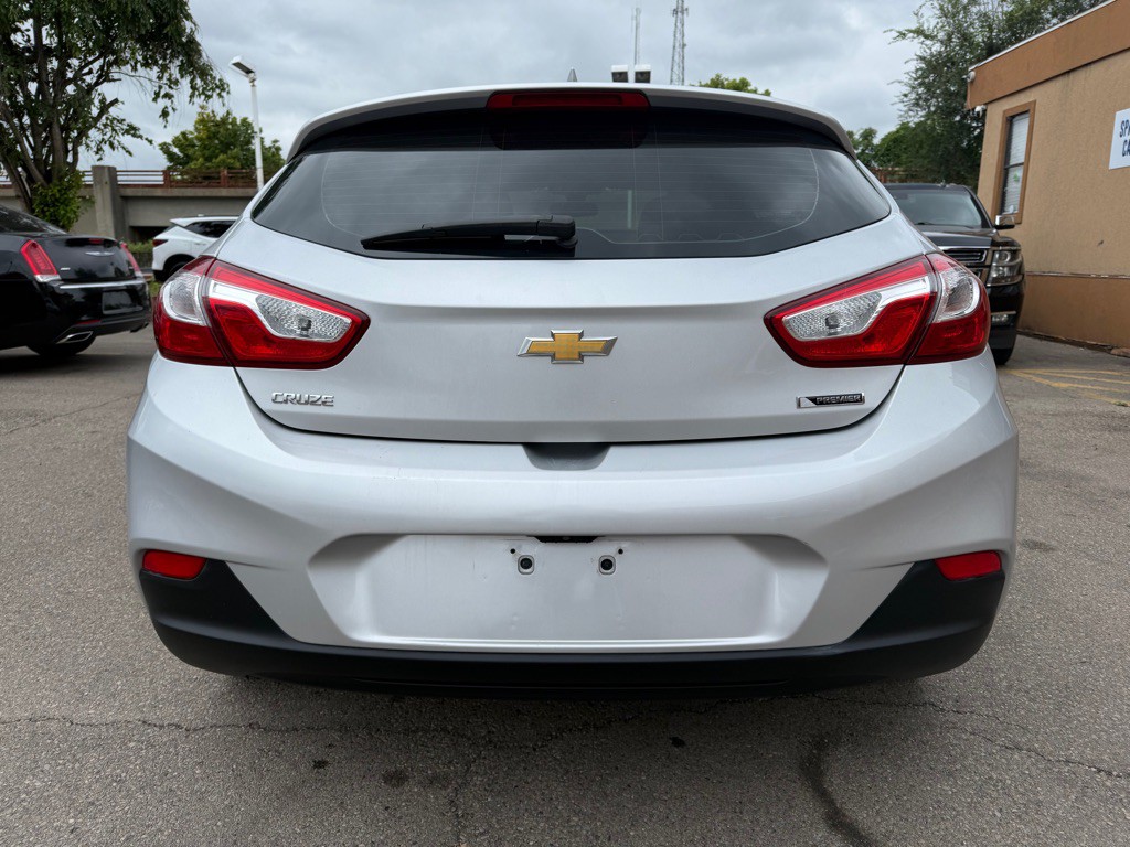 2018 Chevrolet Cruze Image 6