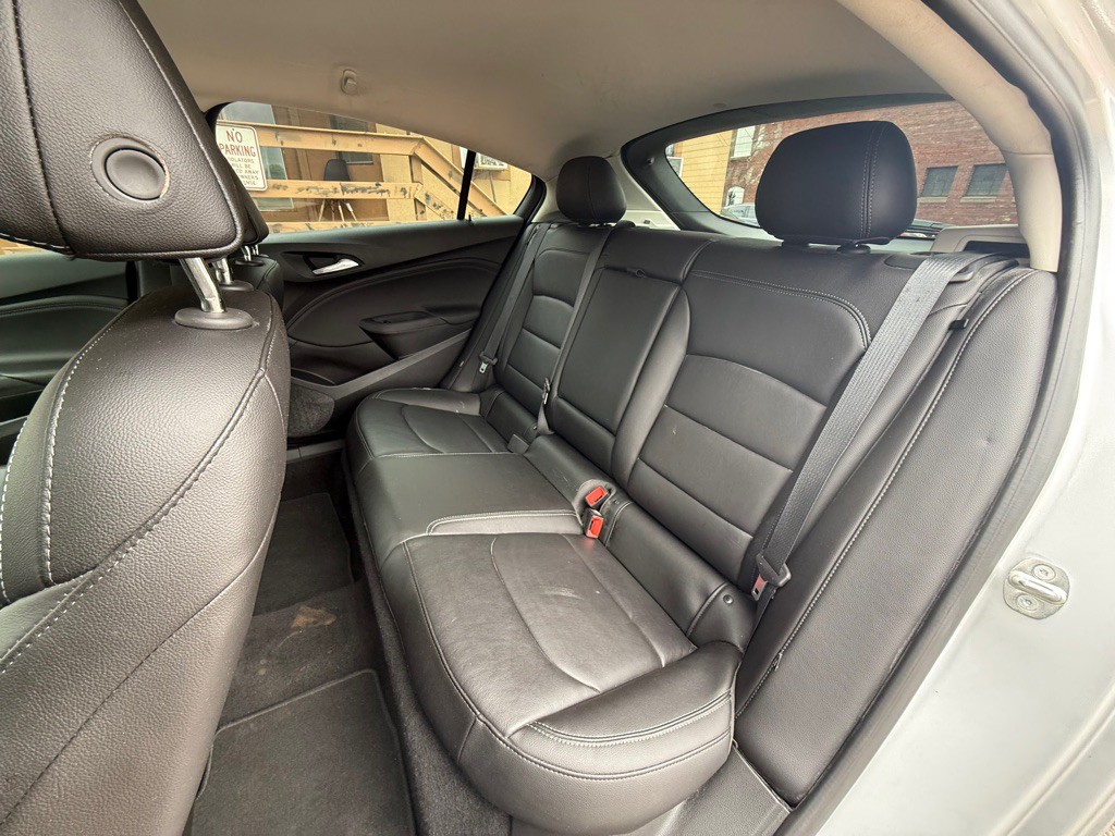 2018 Chevrolet Cruze Image 10
