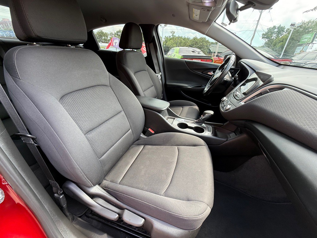 2021 Chevrolet Malibu Image 11