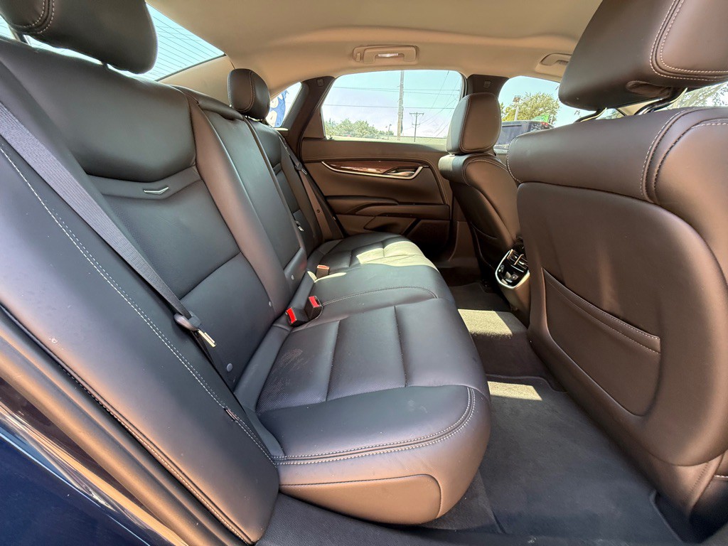 2017 Cadillac XTS Image 12