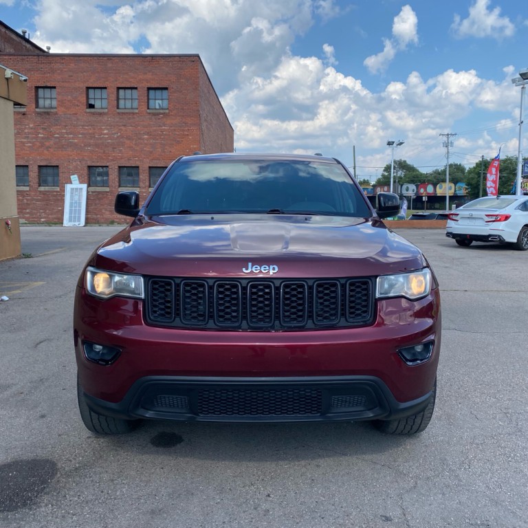 2019 Jeep Grand Cherokee Image 2