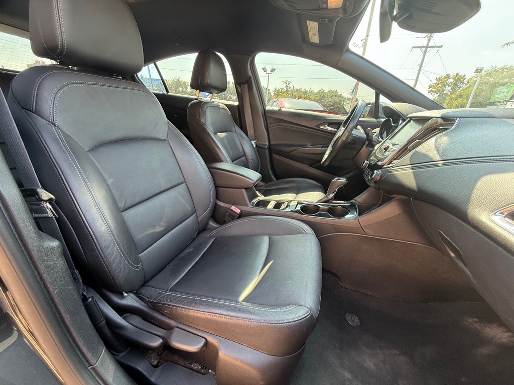 2017 Chevrolet Cruze Image 11