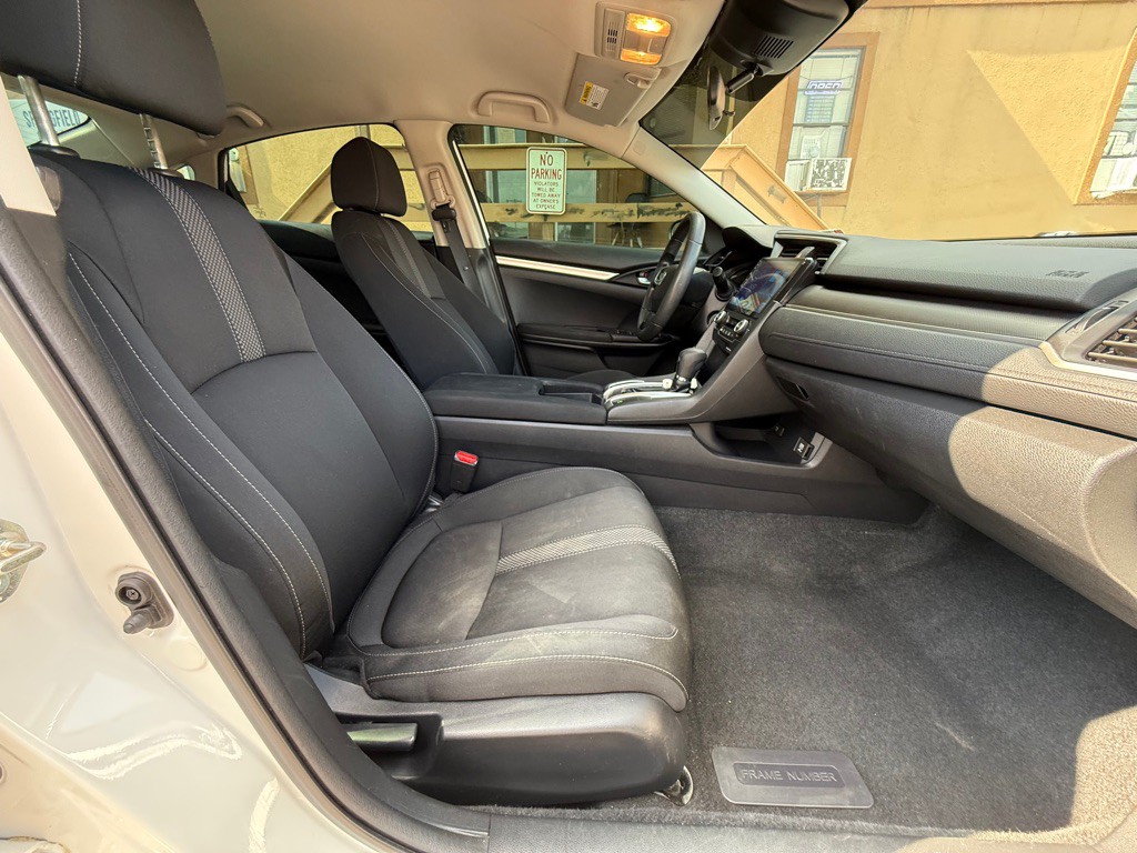 2019 Honda Civic Image 11