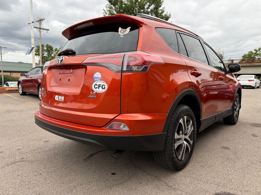 2016 Toyota Rav4 Image 5
