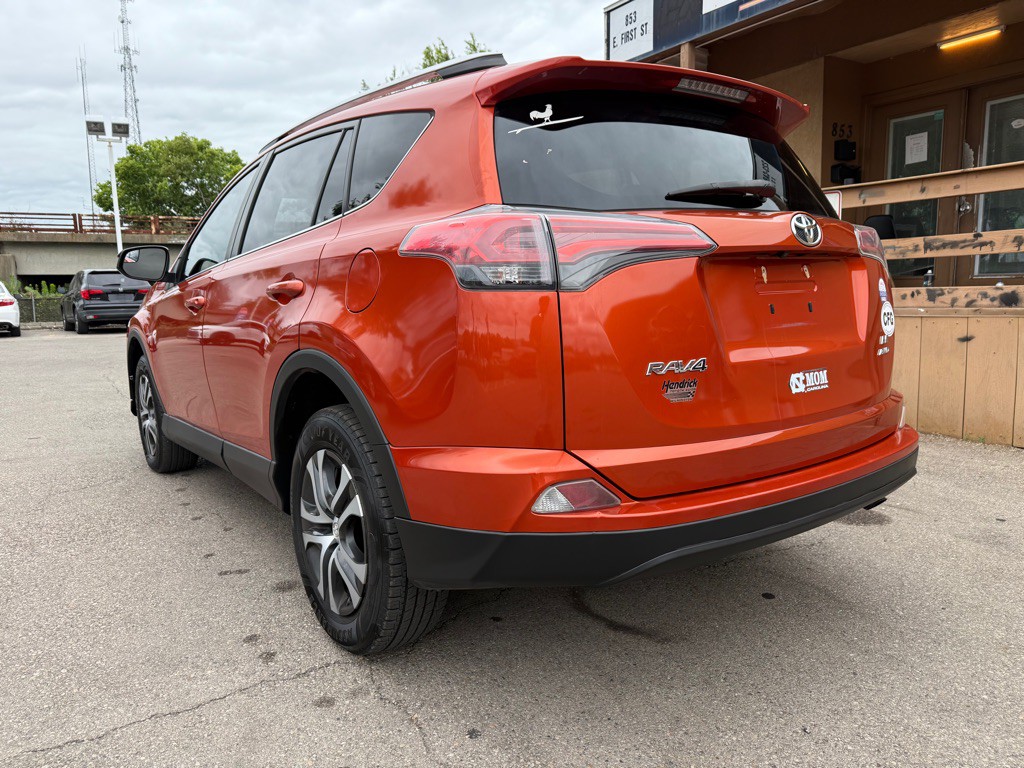 2016 Toyota Rav4 Image 7