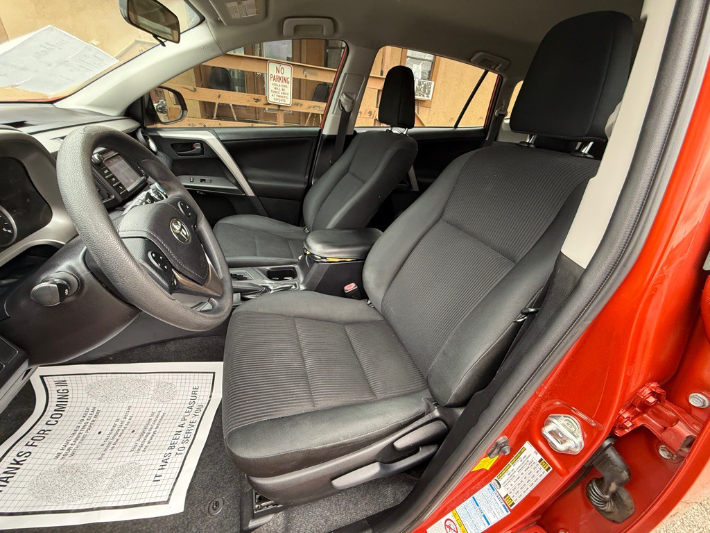 2016 Toyota Rav4 Image 9