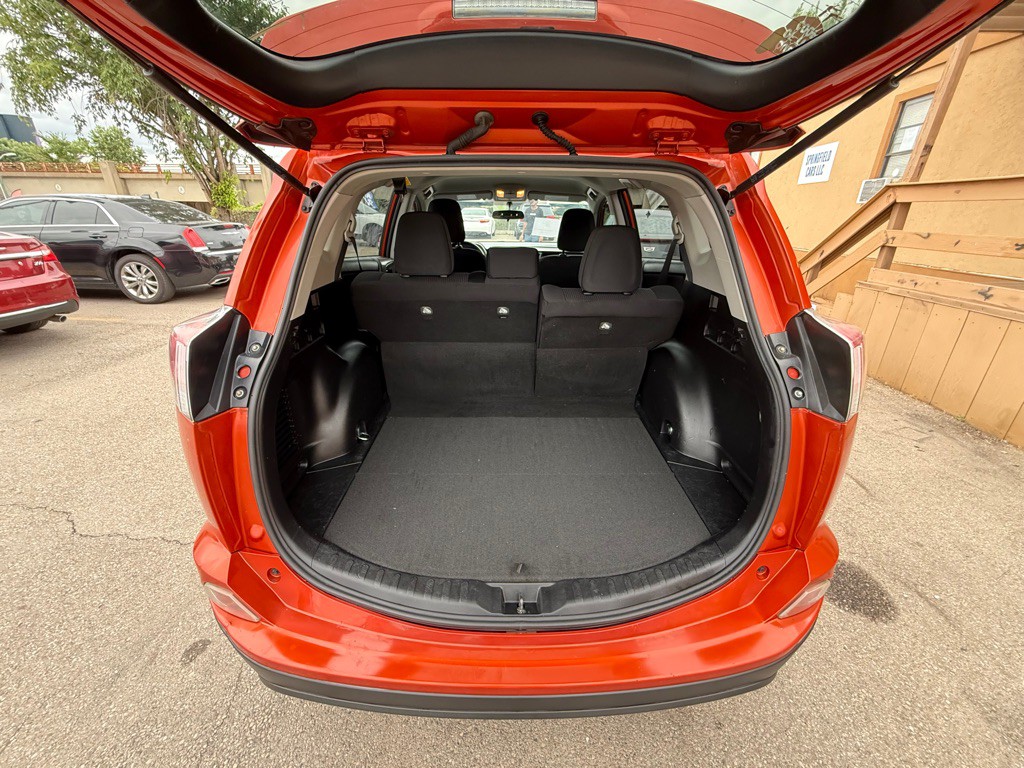 2016 Toyota Rav4 Image 14