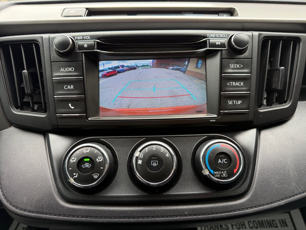 2016 Toyota Rav4 Image 16