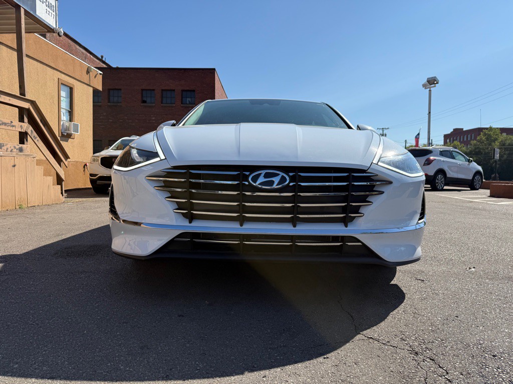 2021 Hyundai Sonata Image 2