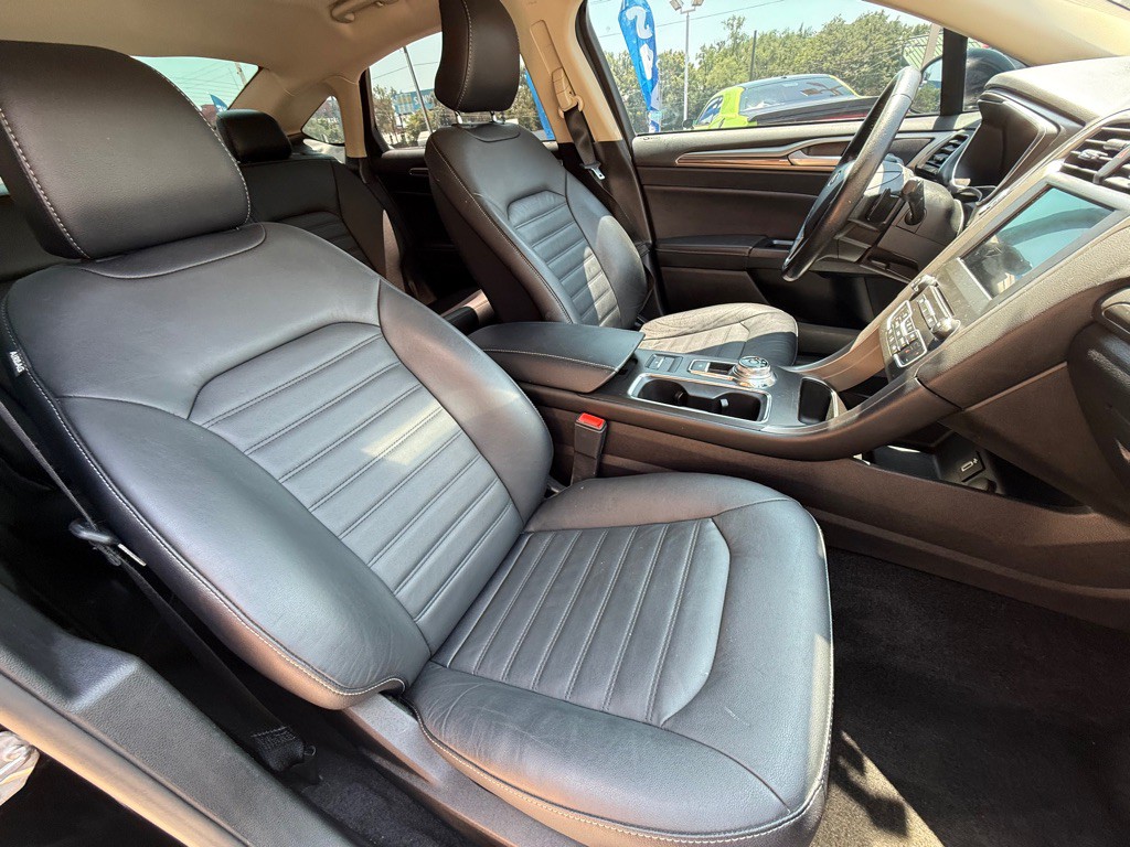 2018 Ford Fusion Image 11