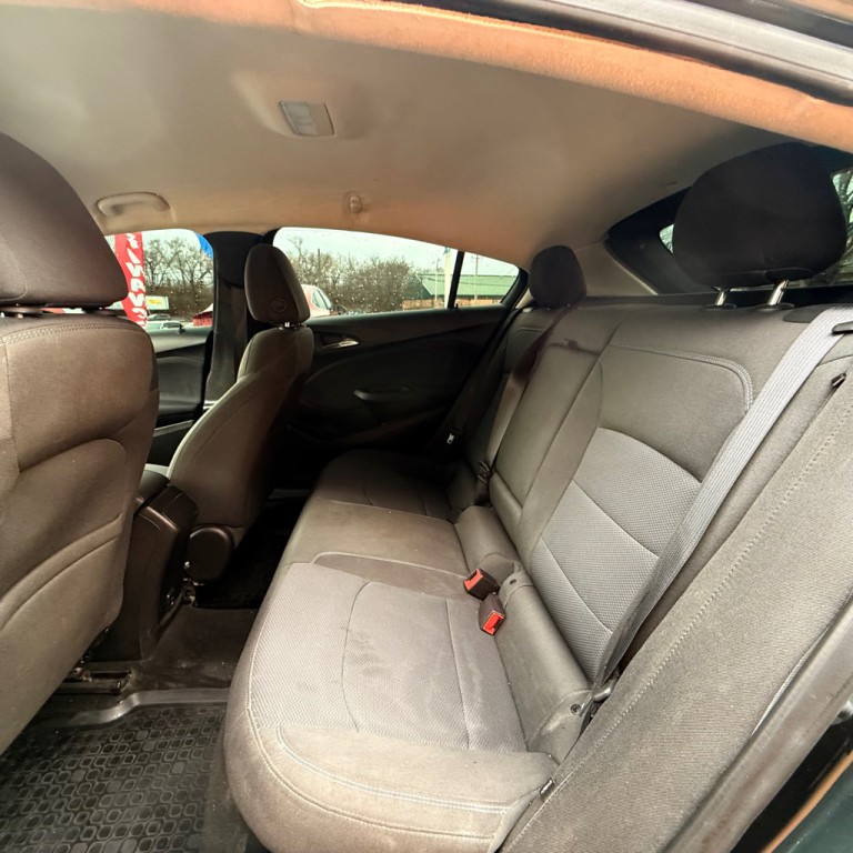 2018 Chevrolet Cruze Image 10