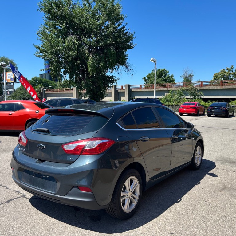 2018 Chevrolet Cruze Image 5