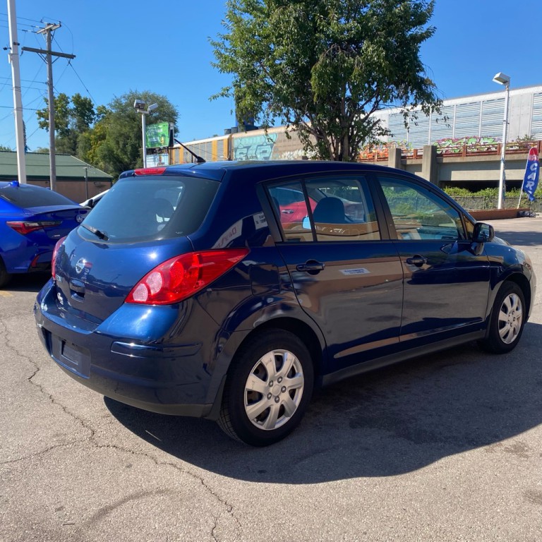 2008 Nissan Versa Image 3