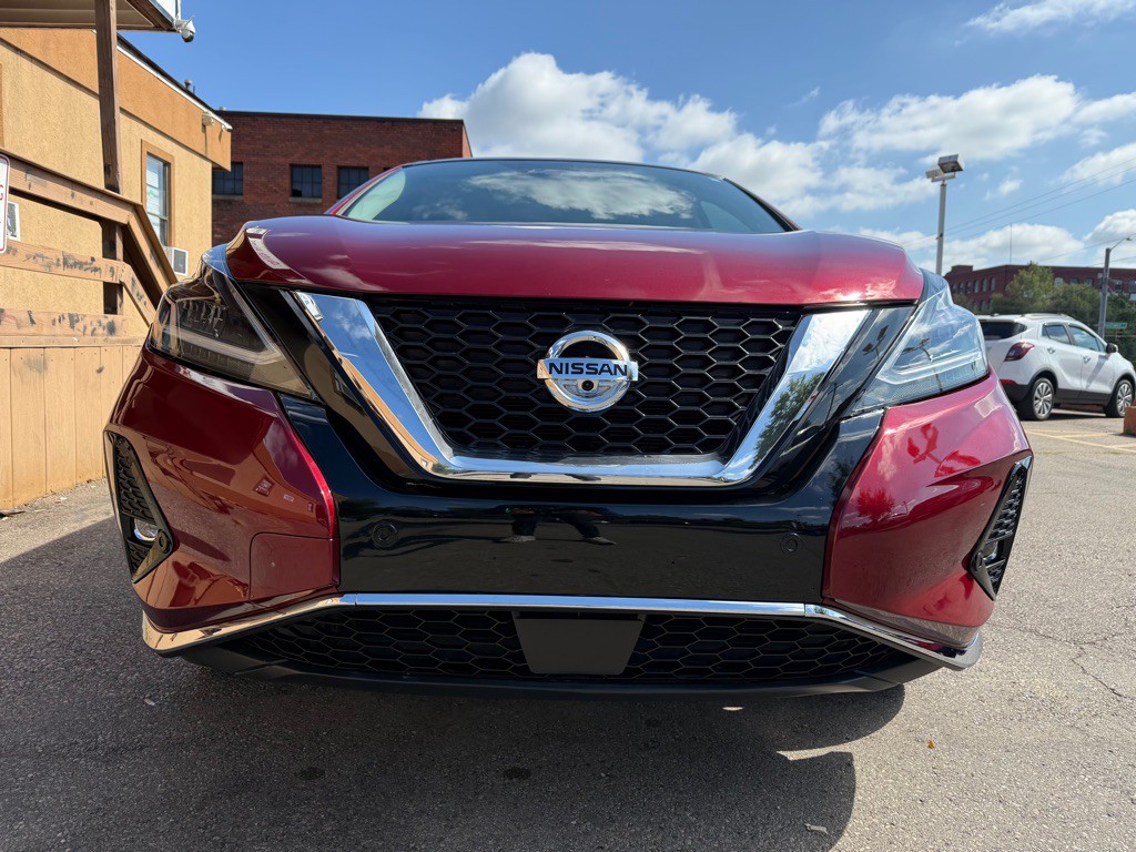 2022 Nissan Murano Image 2