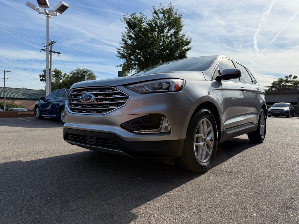2021 Ford Edge Image 3
