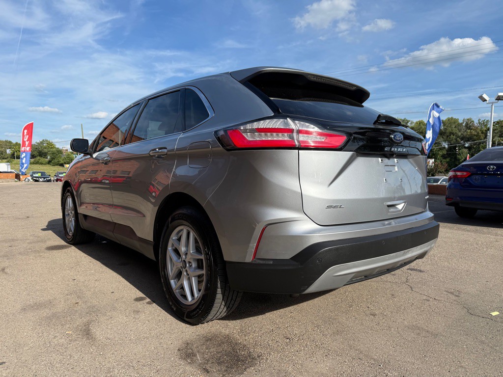 2021 Ford Edge Image 5