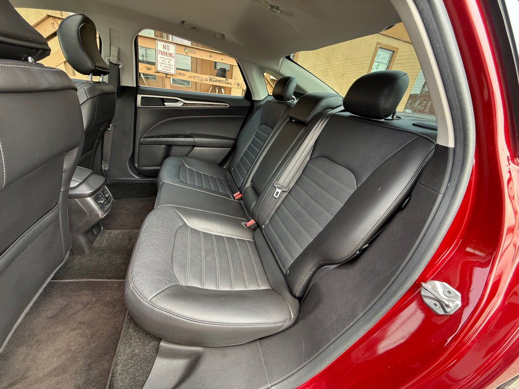 2015 Ford Fusion Image 10